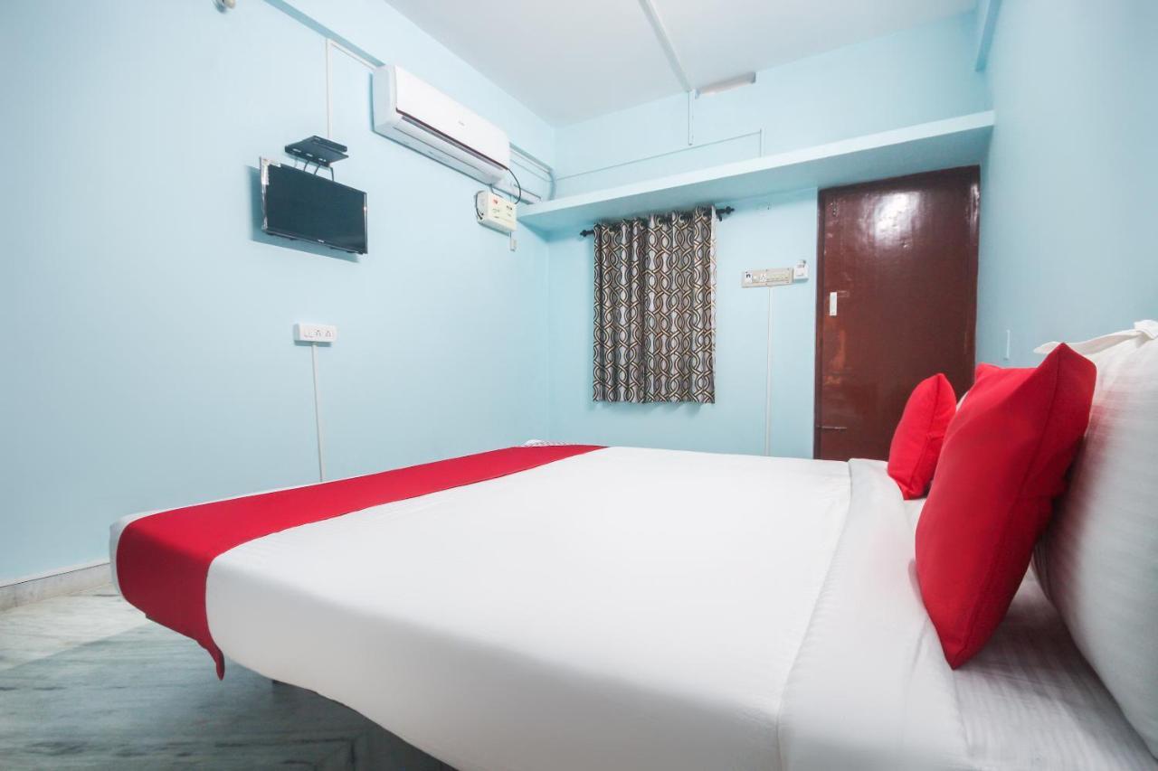 Oyo Flagship 48158 Ss Towers Hotel Podanur Exterior photo